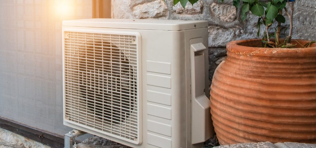 Un sistema de aire acondicionado para proporcionar confort térmico.