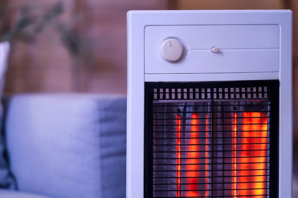Un calefactor eléctrico para mantener cálida una vivienda durante el invierno.