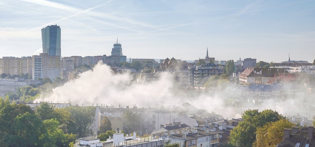 Una ciudad con altas emisiones de CO2.